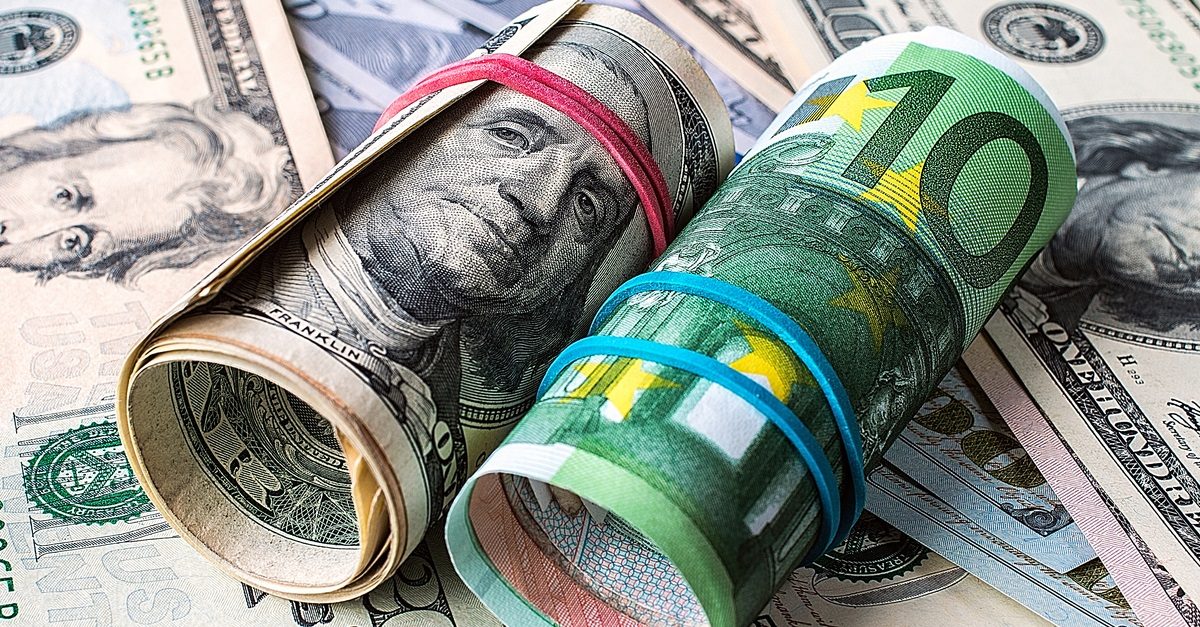 EUR/USD: Лагард и статистика