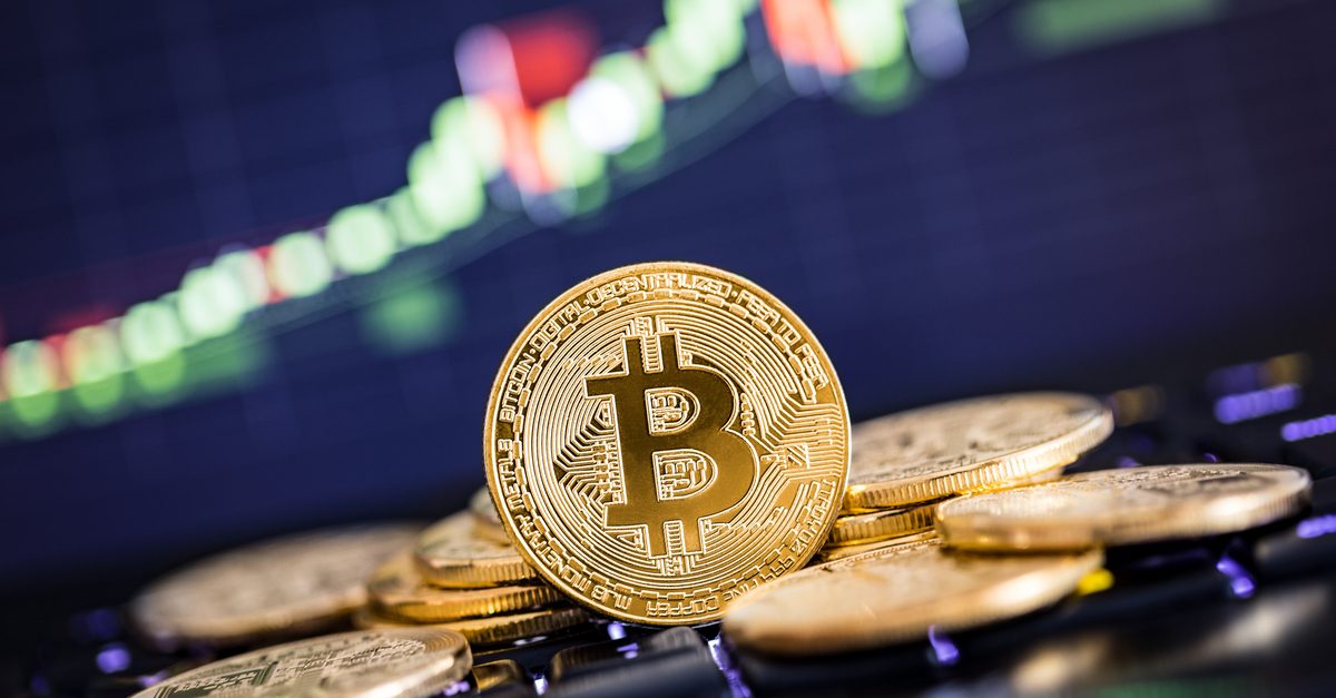 BTC: готовность к новому тесту 10000 USD