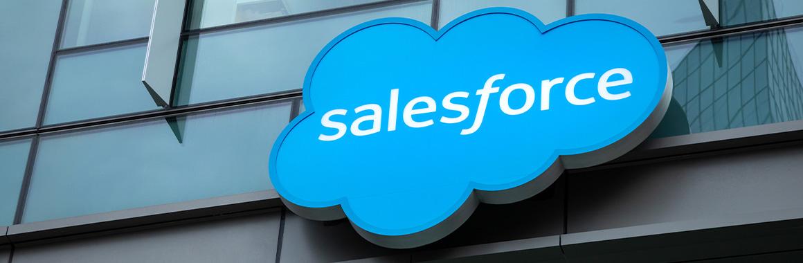 Акции Salesforce упали почти на 12%